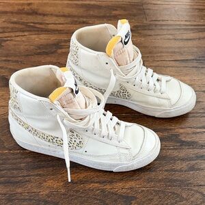 Nike Blazers Women's White and Yellow Cheetah Patterned